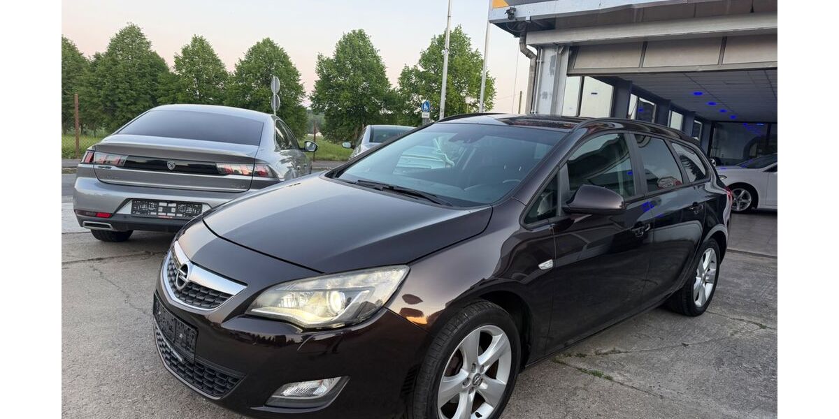 Opel Astra 183.000 km 3.799 &euro; Rositz 04617