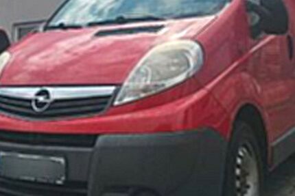 Opel Vivaro 190.000 km 2.999 &euro; KARLSRUHE 76187