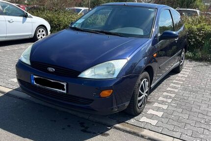 Ford Focus 110.000 km 1.500 &euro; Wiesbaden 65193