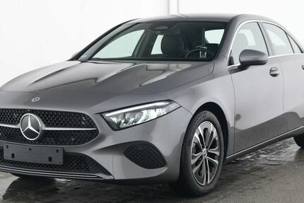 Mercedes-Benz A 200 9.122 km 29.950 &euro; Münchberg 95213