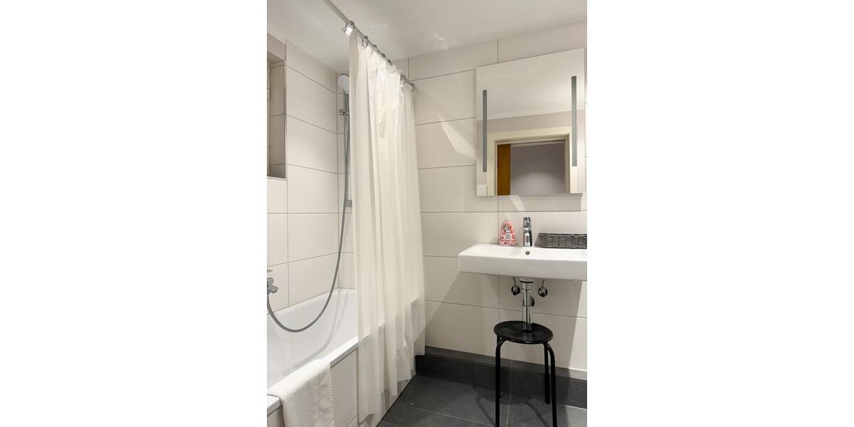 Reihenhaus Kitzingen - 1.5 Zimmer, 60 m&sup2;, 900&euro; | Angebot:26423934