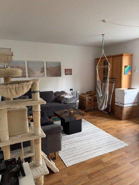 Bitte unsere Fragen beachten! HH-Farmsen, 2,5 Zimmer Wohnung im 1.OG mit Balkon 2 zimmer