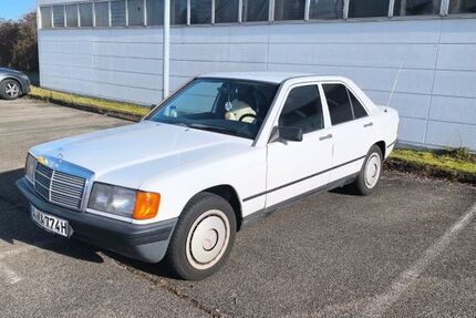 Mercedes-Benz 190 129.300 km 6.650 &euro; Augsburg 86154