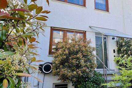 Modernisierte Doppelhaushälfte - Zentrumsnah 5 zimmer