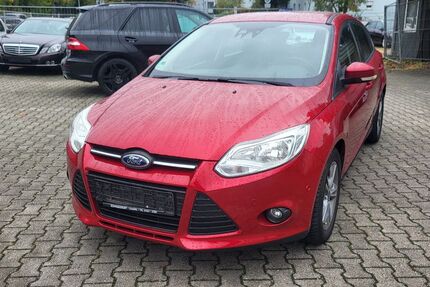Ford Focus 87.657 km 5.500 € Kelheim 93309
