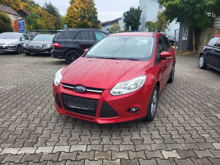 Ford Focus 87.657 km 5.500 € Kelheim 93309