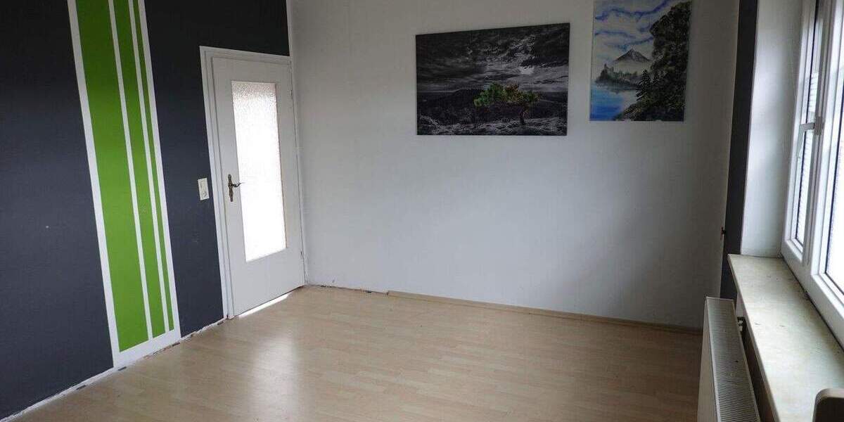 Mehrfamilienhaus, Wohnhaus Neißemünde Coschen - 8 Zimmer, 185 m&sup2;, 180.000&euro; | Angebot:25783185