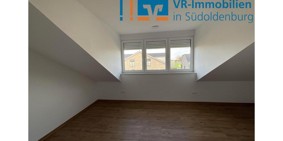 Dachgeschoßwohnung Cloppenburg - 2 Zimmer, 82 m&sup2;, 775&euro; | Angebot:23542174
