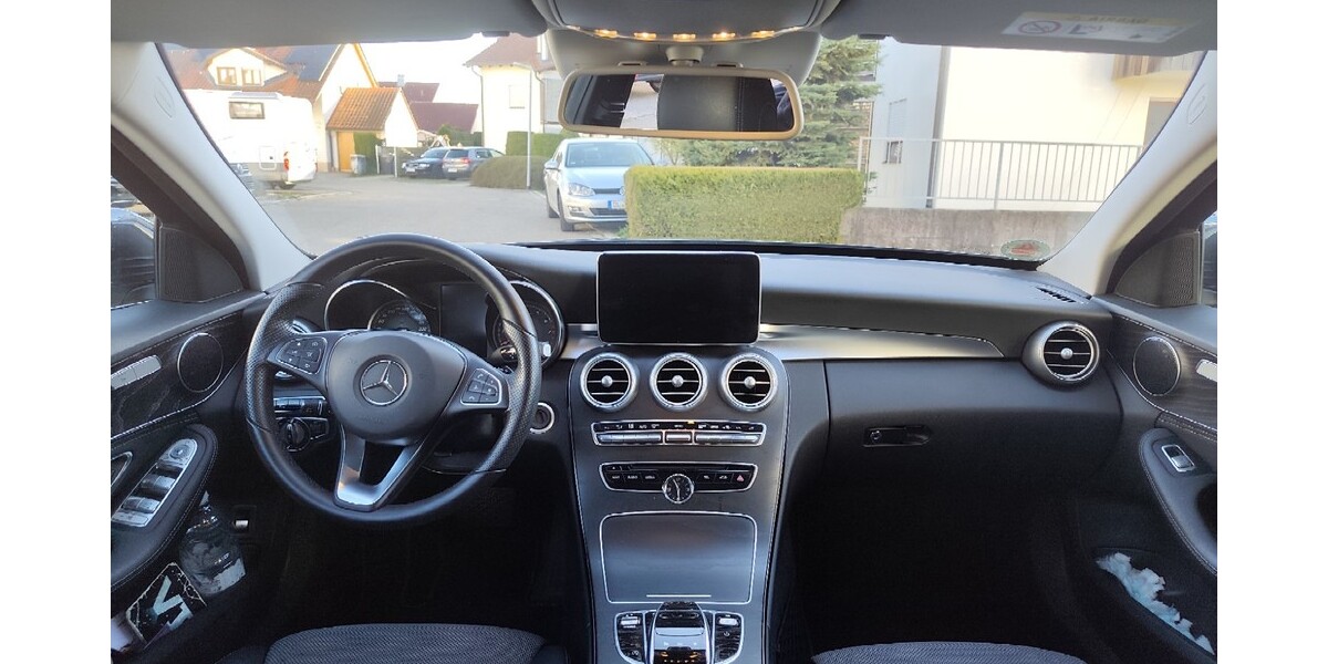 Mercedes-Benz C 250 60.000 km 23.900 &euro; Hechingen 72379