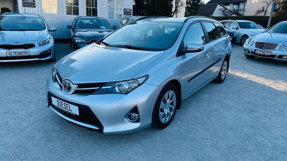 Auris