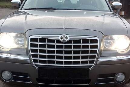 Chrysler 300C 174.000 km 7.950 &euro; Boizenburg 19258