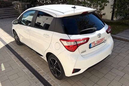 Toyota Yaris 56.000 km 12.900 &euro; Altenmarkt an der Alz 83352