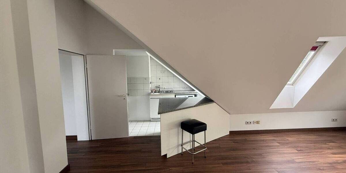 Etagenwohnung München Bogenhausen - 2 Zimmer, 76 m&sup2;, 1.450&euro; | Angebot:26903102
