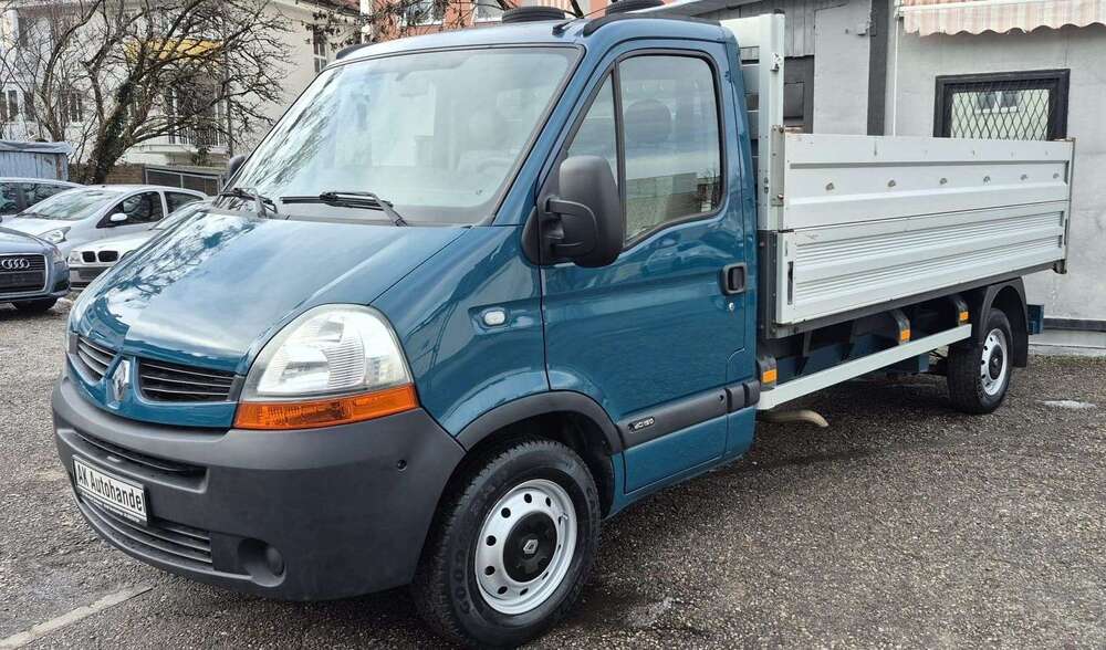 Renault Master 59.728 km 9.990 &euro; München 80809