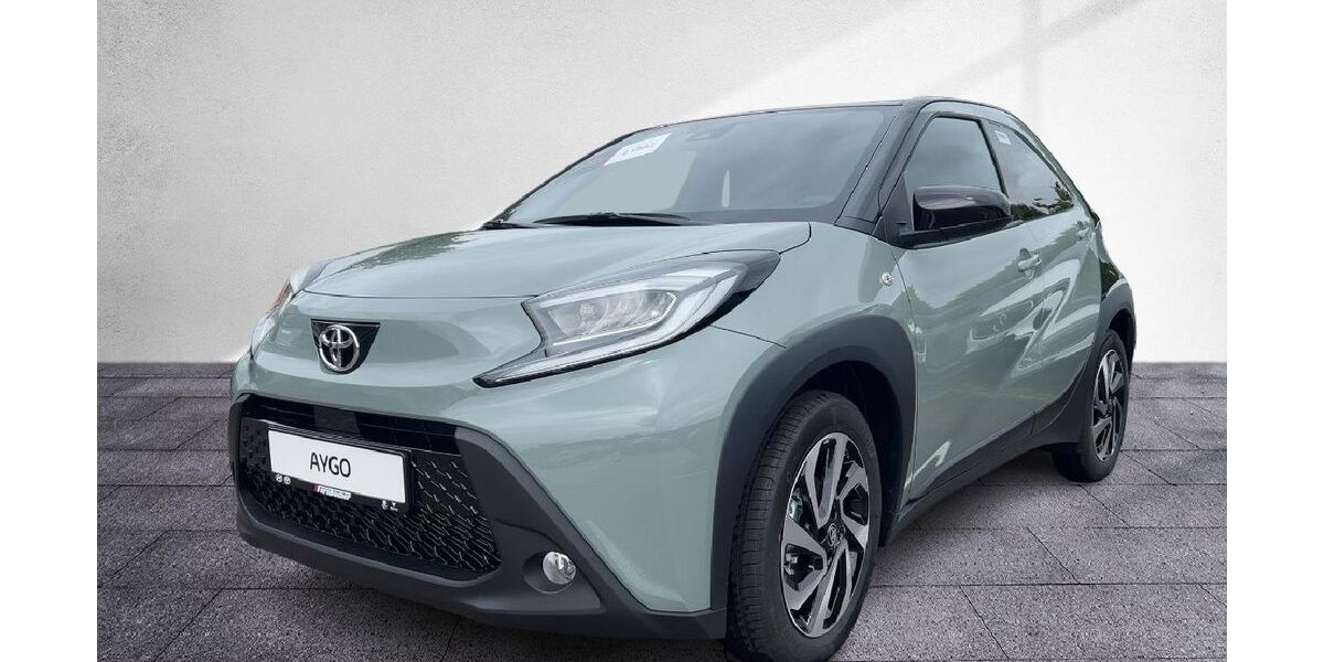 Toyota Aygo (X) 3.500 km 18.980 &euro; Ansbach 91522