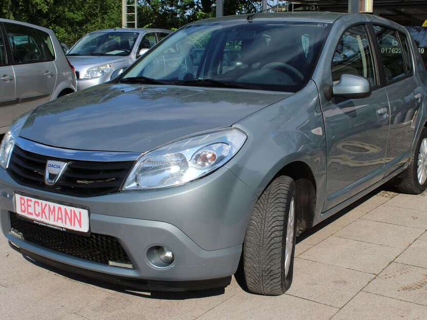 Dacia Sandero 132.933 km 2.499 € Pinneberg Nord Hamburg 25421