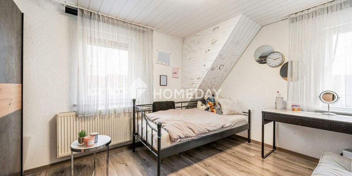 Mehrfamilienhaus, Wohnhaus Köngen - 6 Zimmer, 106 m&sup2;, 415.000&euro; | Angebot:25566204