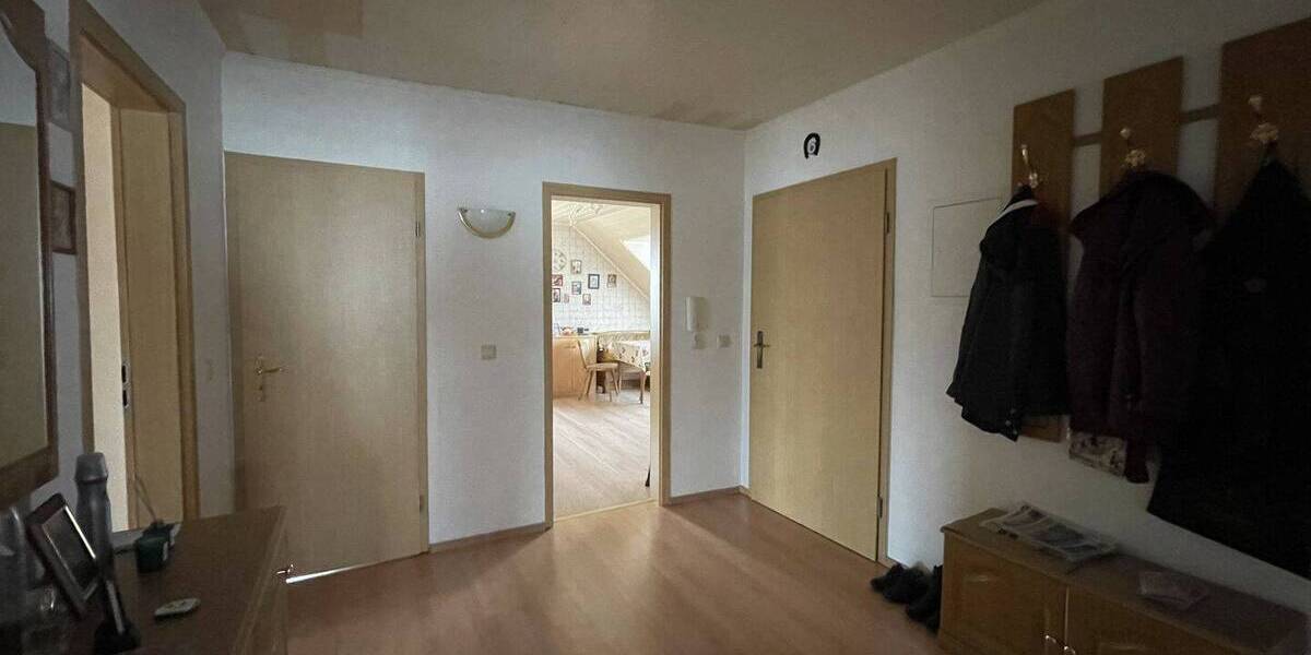 Etagenwohnung Heidenau - 4 Zimmer, 97 m&sup2;, 190.000&euro; | Angebot:25749440