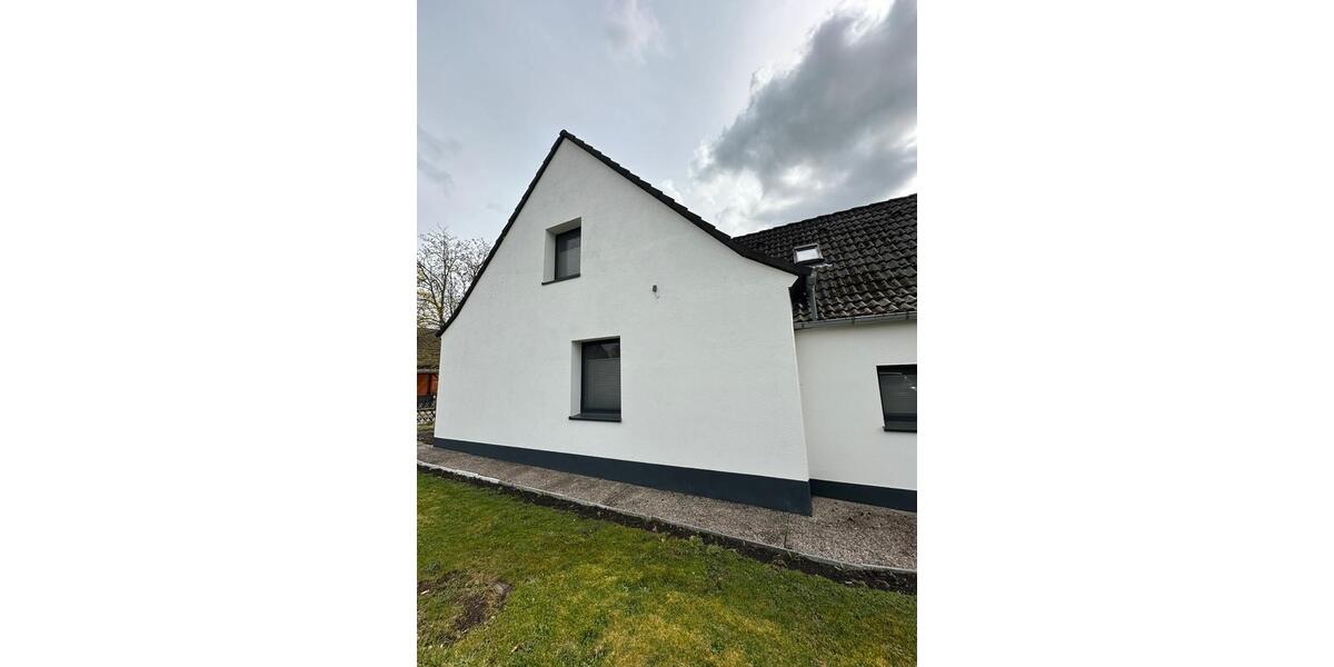 Einfamilienhaus Lüchow (Wendland) - 6 Zimmer, 178 m&sup2;, 230.000&euro; | Angebot:26150522
