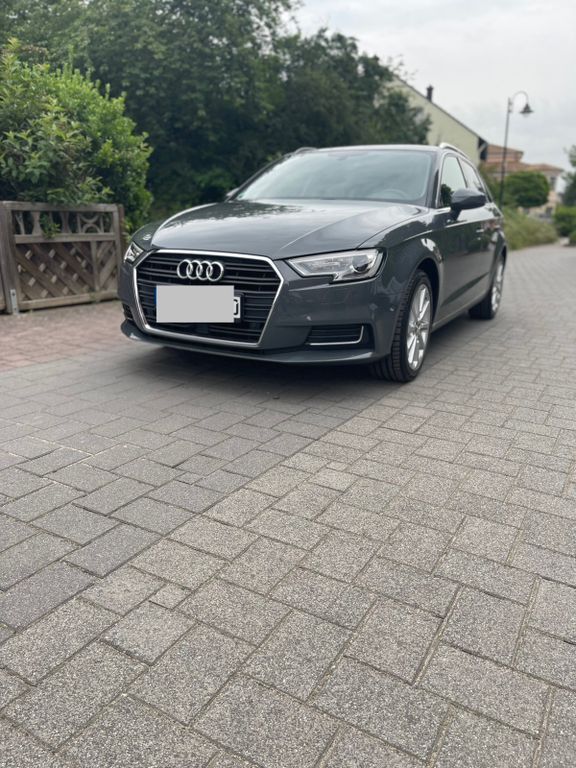 Audi A3 161.500 km 17.500 € Neunkirchen-Seescheid 53819