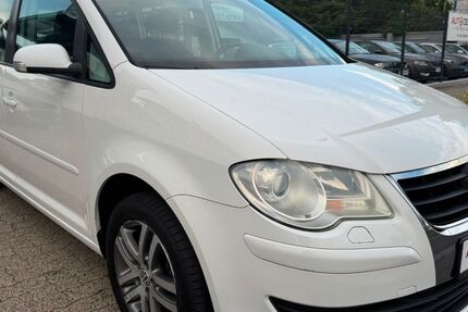 VW Touran 167.742 km 5.699 &euro; Kassel 34123