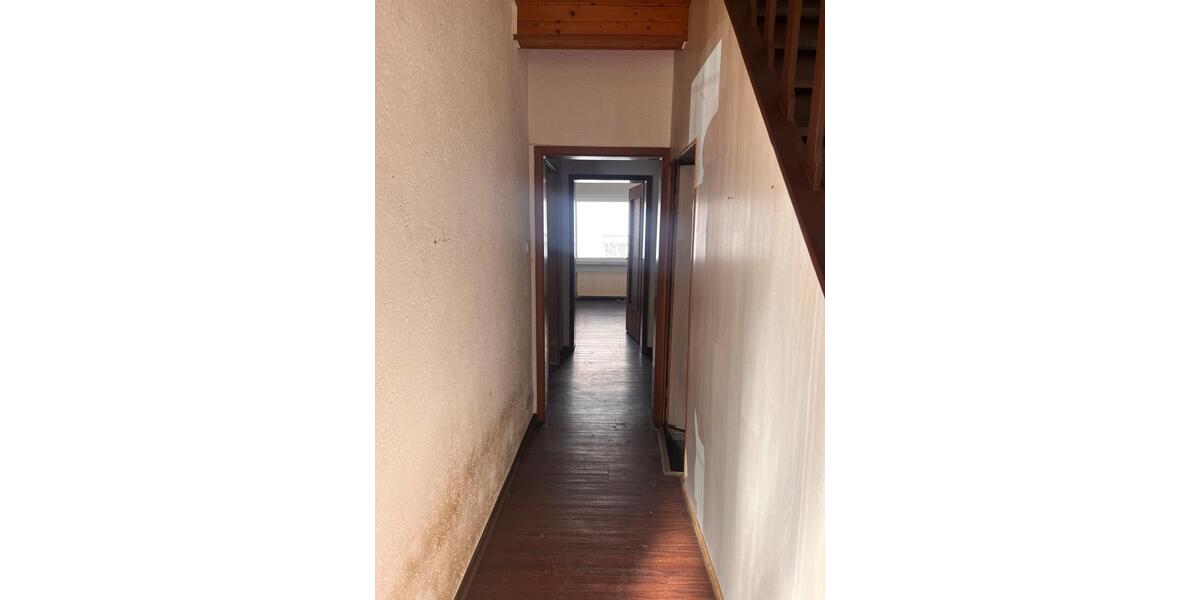 Einfamilienhaus Alzey - 7 Zimmer, 130 m&sup2;, 400.000&euro; | Angebot:26383511