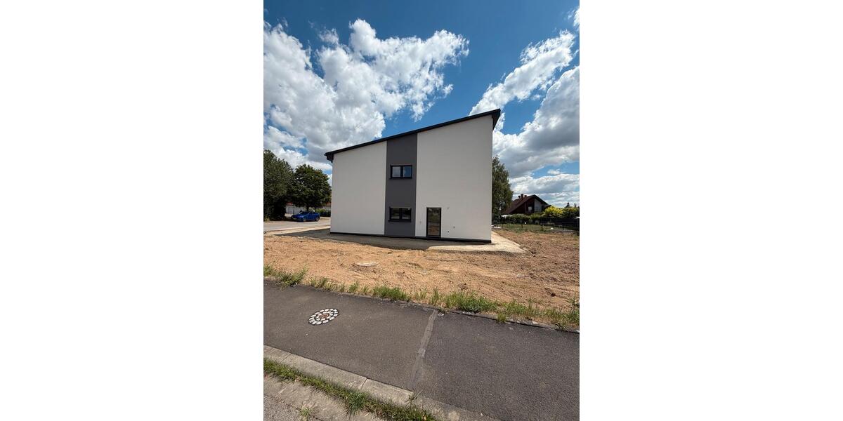 Reihenhaus Oberstreu - 4 Zimmer, 155 m&sup2;, 385.000&euro; | Angebot:27109723