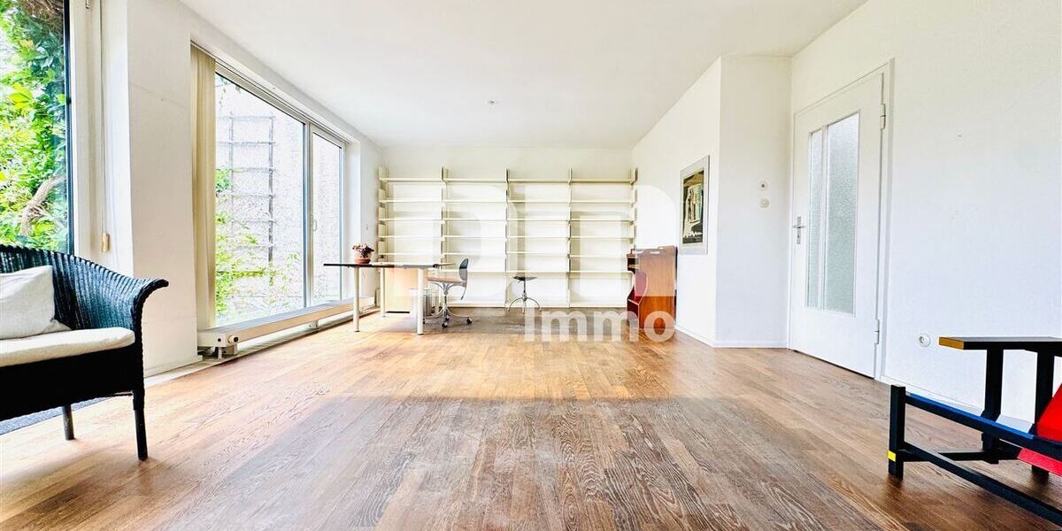 Charmantes altengerechtes Reihenmittelhaus mit idyllischem Garten in begehrter Lage - Reihenmittelhaus Kassel Südstadt | Angebot:27086502