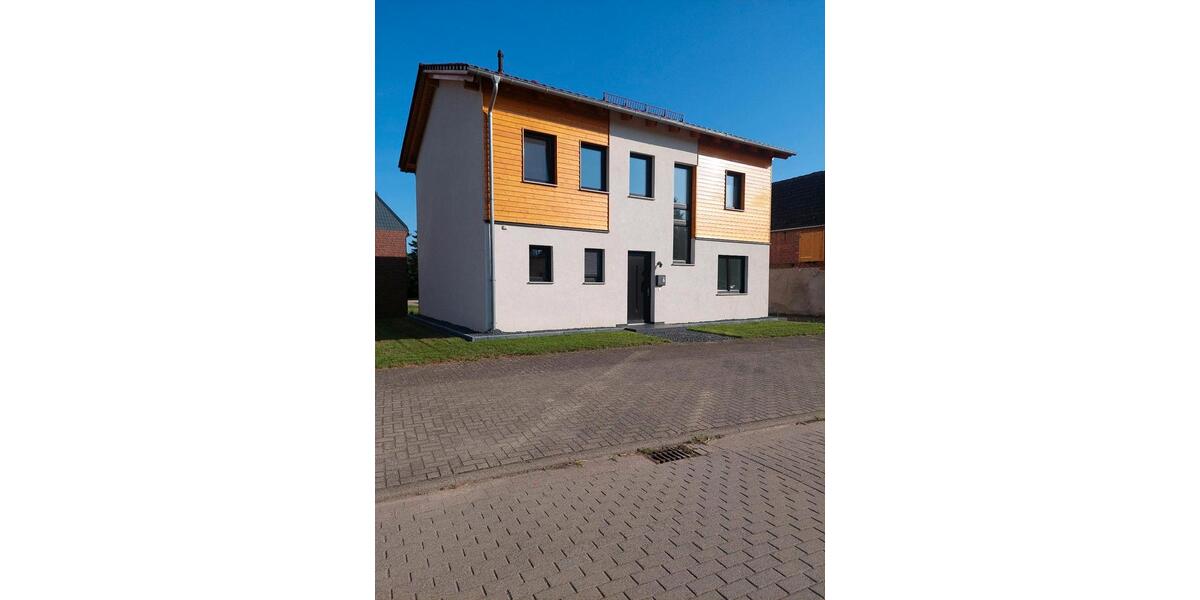 Einfamilienhaus Gommern Ladeburg - 6 Zimmer, 140 m&sup2;, 1.500&euro; | Angebot:27623917