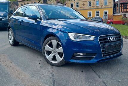 Audi A3 125.000 km 10.000 &euro; Schmieritz 07819