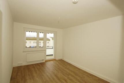 Wohnung Dippoldiswalde - 3 Zimmer, 59 m&sup2;, 363&euro; | Angebot:26130446