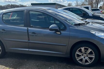 Peugeot 207 123.000 km 1.800 &euro; Salzhausen 21376