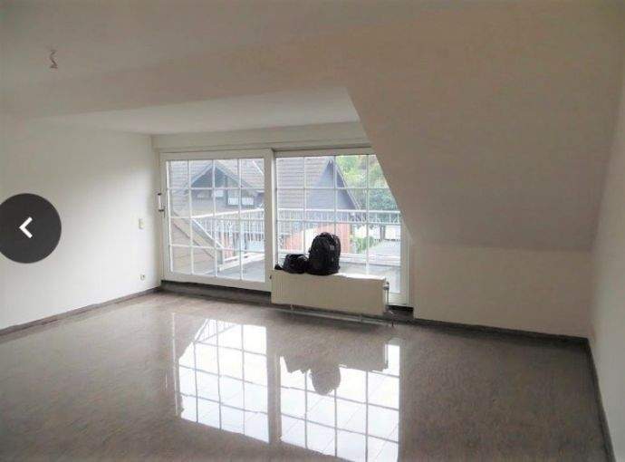Frechen, zentrale helle ruhige 2 Zimmer, 64 m², Tageslichtbad, Balkon, Garage