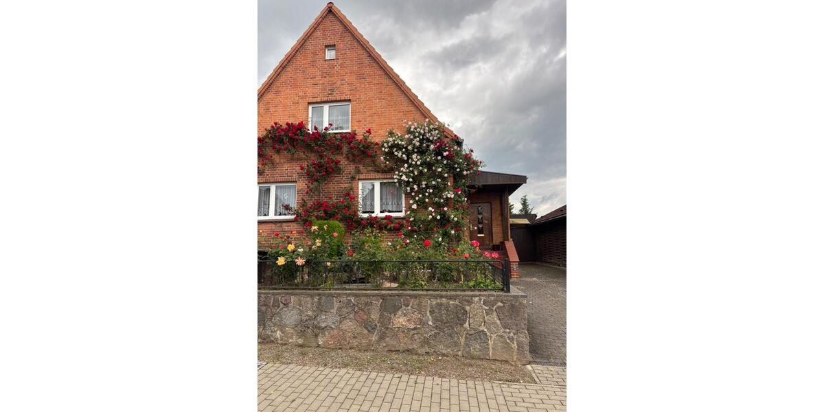 Einfamilienhaus Güstrow - 6 Zimmer, 160 m&sup2;, 289.000&euro; | Angebot:25636020