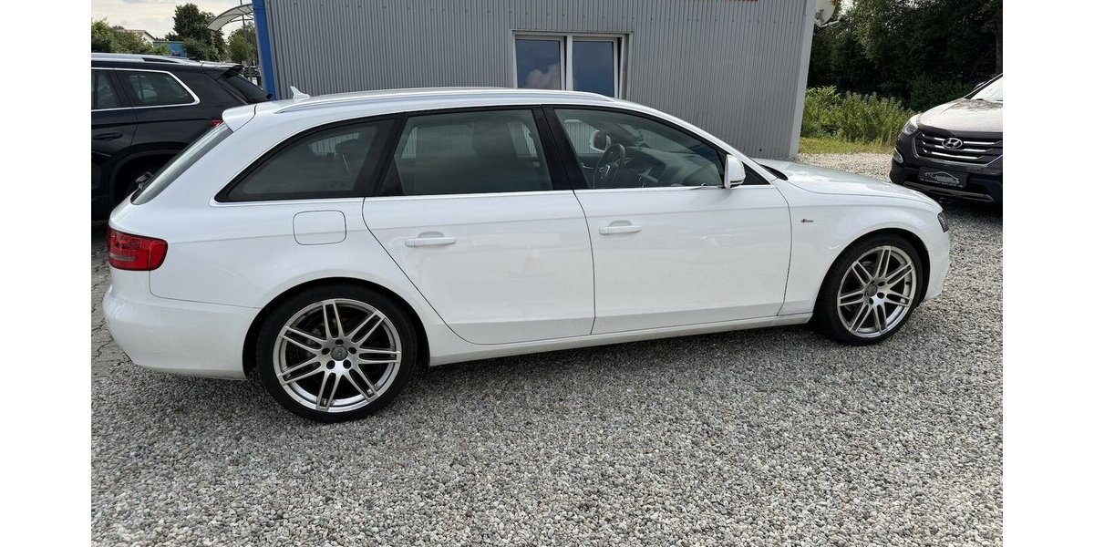 Audi A4 S line Sportpaket plus Xenon Navi PDC 215.000 km 4.500 &euro; Altdorf 84032