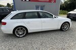 Audi A4 S line Sportpaket plus Xenon Navi PDC 215.000 km 4.500 &euro; Altdorf 84032