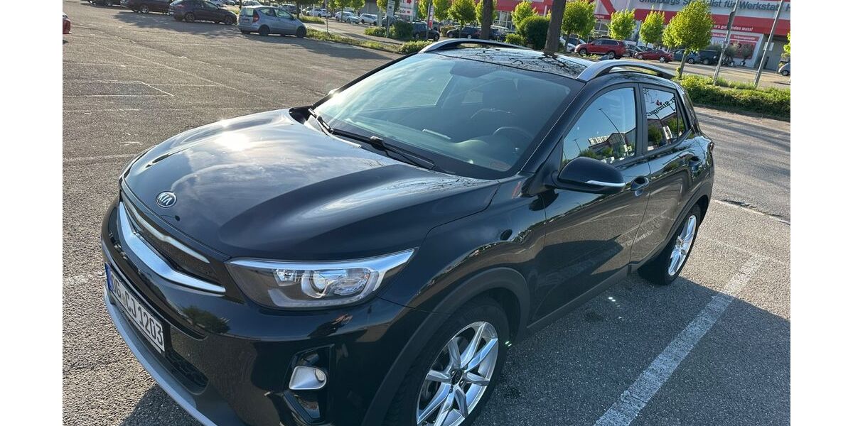 Kia Stonic 50.000 km 12.500 &euro; Offenburg 77652