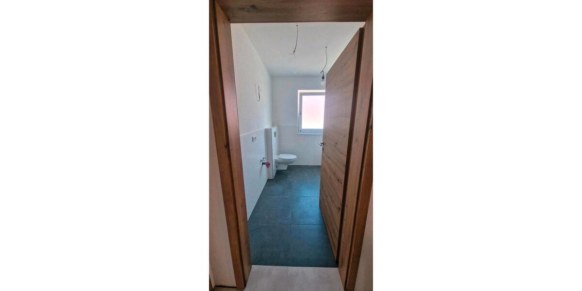Etagenwohnung Schwandorf - 2 Zimmer, 66 m&sup2;, 735&euro; | Angebot:26395876