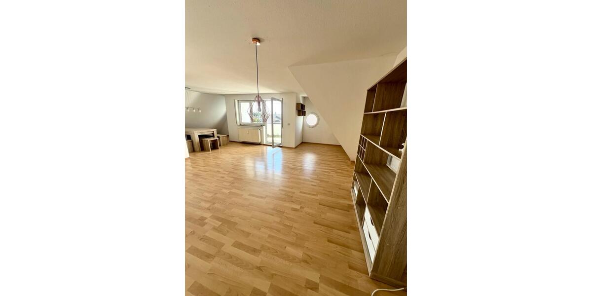 Maisonettenwohnung Neu-Ulm Ludwigsfeld - 3 Zimmer, 104 m&sup2;, 1.248&euro; | Angebot:26326236