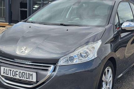 Peugeot 208 70.000 km 5.500 &euro; Kempen 47906