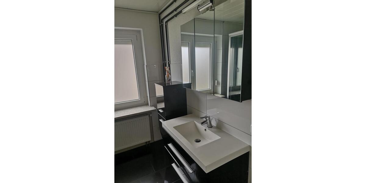 Erdgeschoßwohnung Villingen-Schwenningen Schwenningen - 3 Zimmer, 105 m&sup2;, 960&euro; | Angebot:26336057