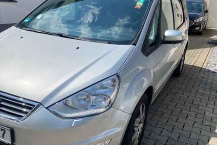 Ford Galaxy 270.300 km 8.789 € Paderborn 33104