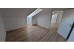 Etagenwohnung Glauchau - 4 Zimmer, 85 m&sup2;, 420&euro; | Angebot:26676975