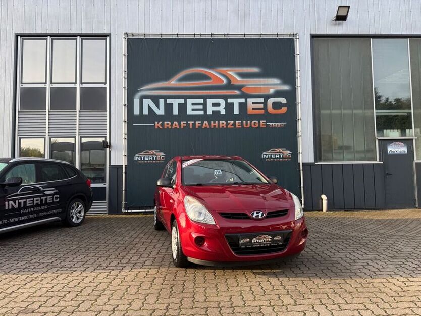i20