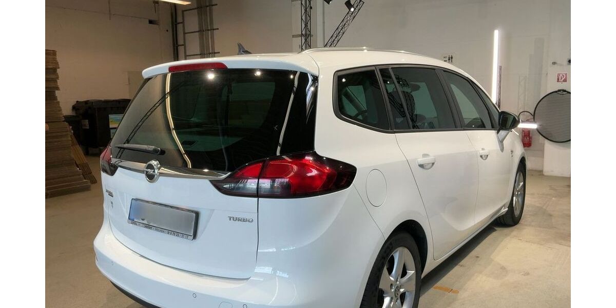 Opel Zafira Tourer 114.421 km 9.400 &euro; Diepenau-Lavelsloh 31603