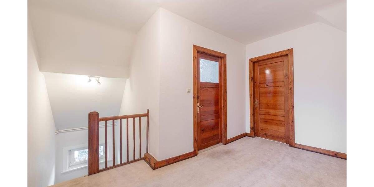 Einfamilienhaus Wentorf bei Hamburg - 8 Zimmer, 334 m&sup2;, 1.500.000&euro; | Angebot:25769855