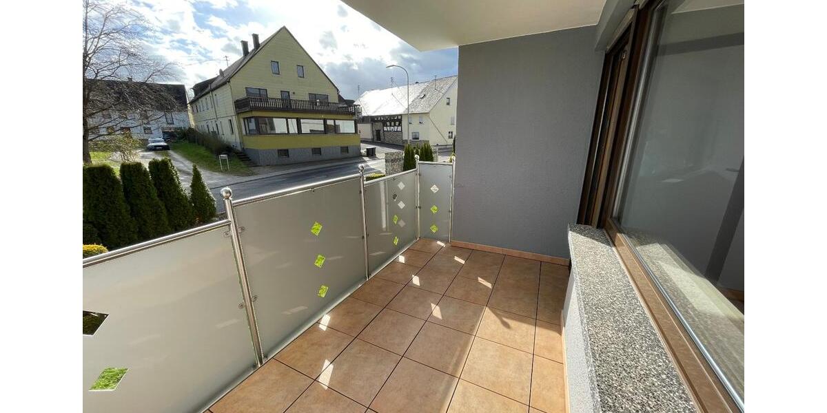 Hochparterre Morbach - 3 Zimmer, 108 m&sup2;, 650&euro; | Angebot:26409111