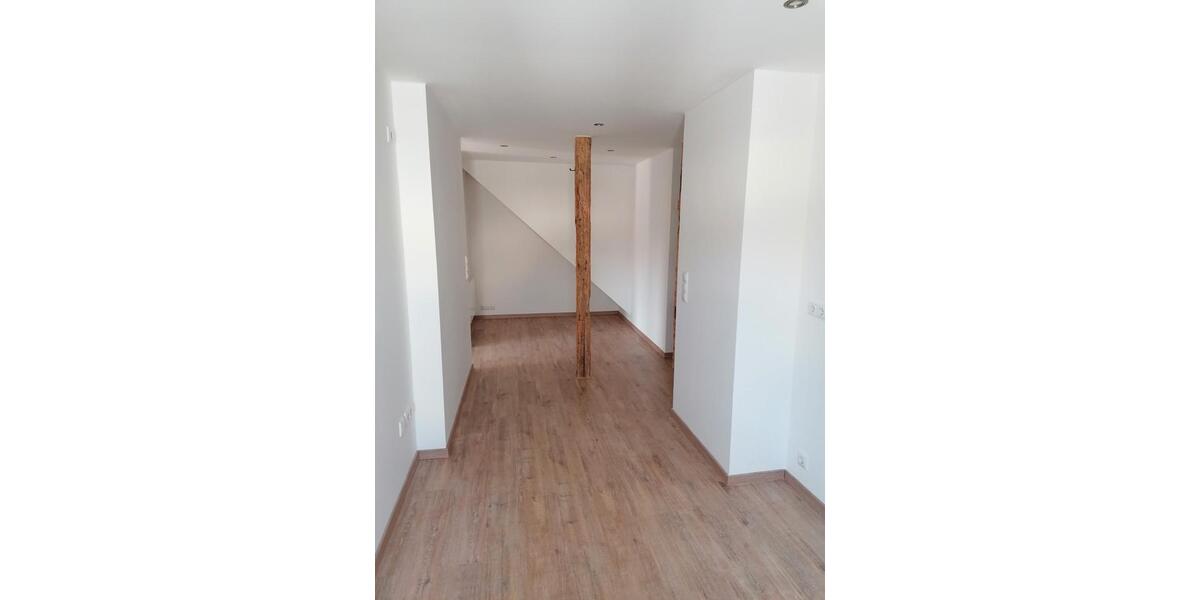 Dachgeschoßwohnung Sonneberg - 2 Zimmer, 62 m&sup2;, 590&euro; | Angebot:26478780
