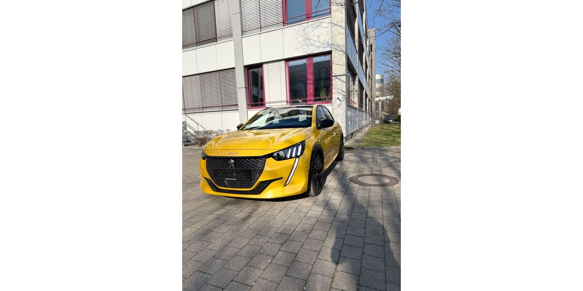 Peugeot 208 41.423 km 13.500 &euro; Unterschleißheim 85716