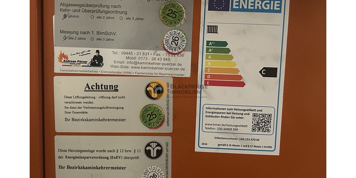 Doppelhaushälfte Bj. 1991, Carport und GeräteschuppenWerkstatt, Einzug ab Sommerferien 2026 möglich - Doppelhaushälfte Neustadt an der Donau | Angebot:26935269